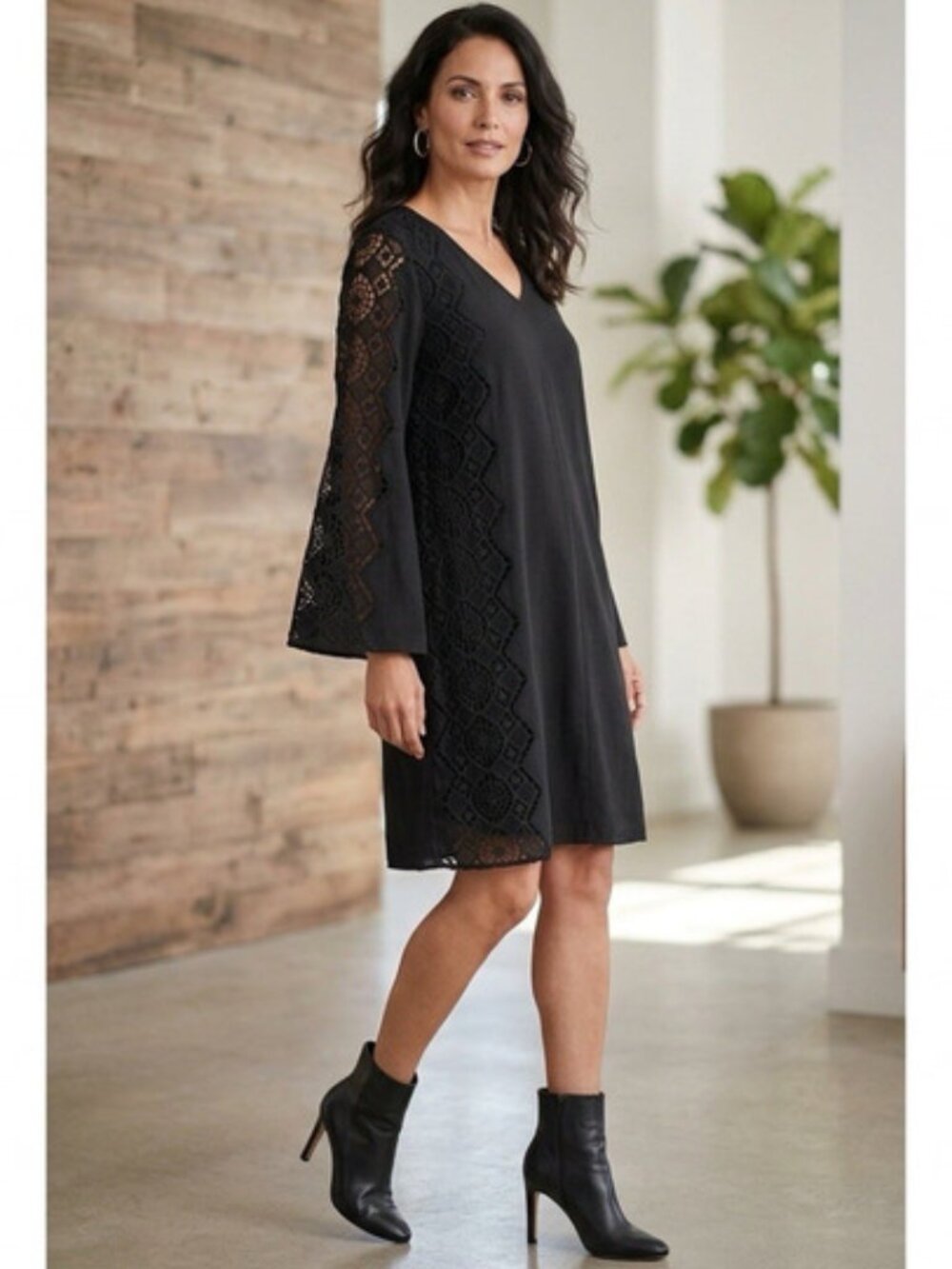Chicos Shift Dress Womens 1.5 Black Crochet Side Lace V-Neck Long Sleeve Medium